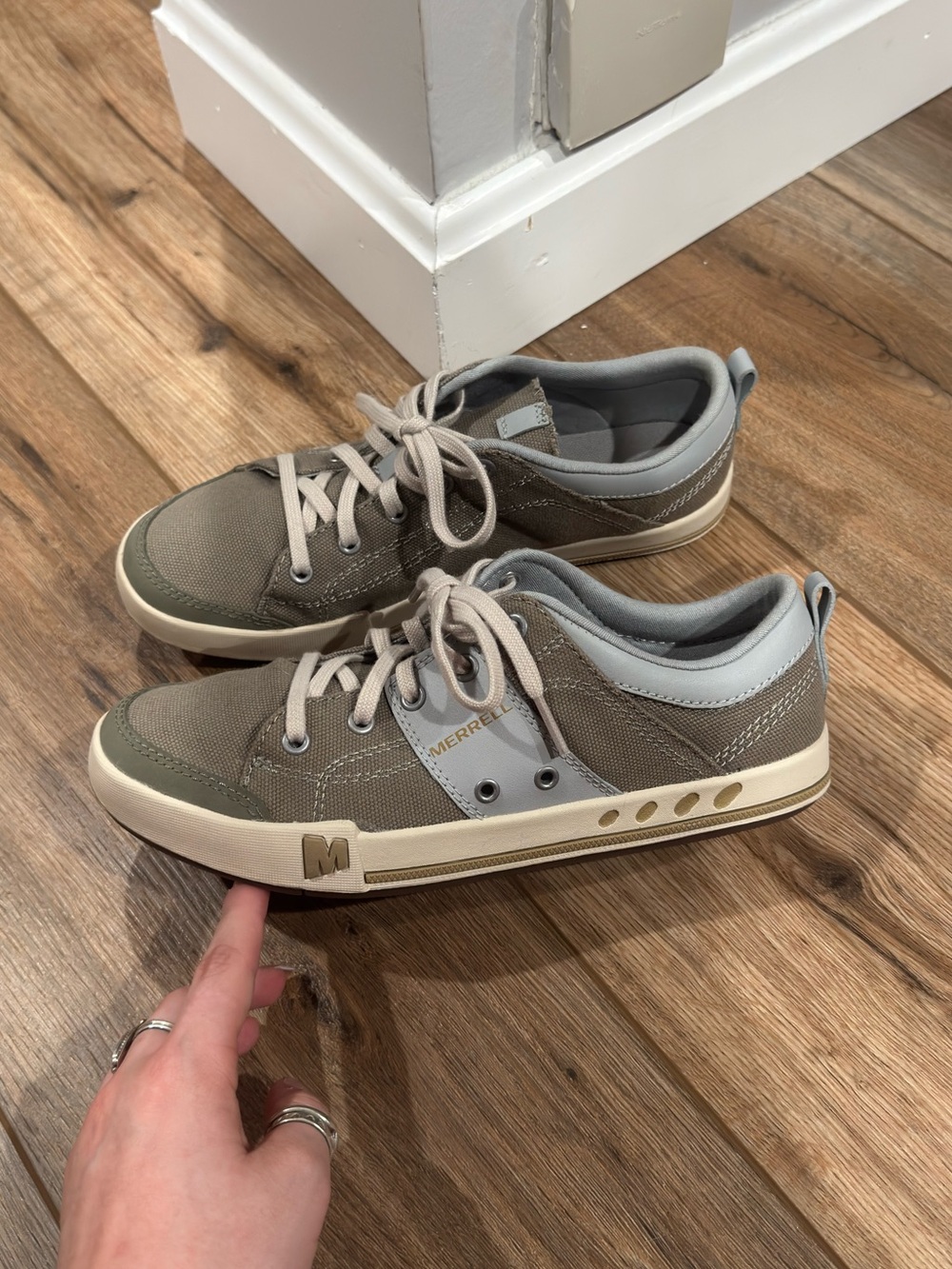 MERRELL Green & Blue & Cream Casual Outdoorsy Lifestyle Lace-up Sneakers | Size